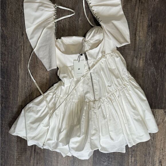 Area white dress #14 - Picture 3 of 9